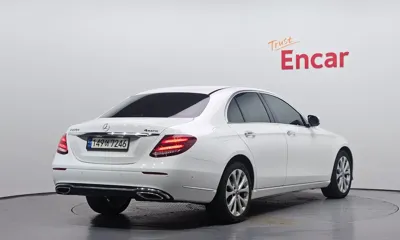 Mercedes-Benz E-Class 2018, 113828 км, за 14375.74 USD