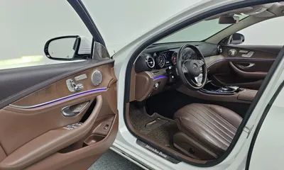 Mercedes-Benz E-Class 2018, 113828 км, за 14267.11 USD - фото 10