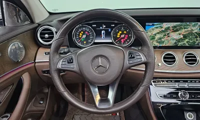 Mercedes-Benz E-Class 2018, 113828 км, за 14267.11 USD - фото 13