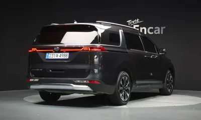Kia Canival 2021, 102850 км, за 14065.24 USD