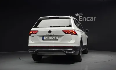 Volkswagen Tiguan 2024, 4640 км, за 130100.3 USD