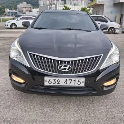 Hyundai Grandeur 2014, 246359 км, за 1947.88 USD