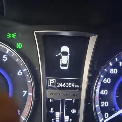 Hyundai Grandeur 2014, 246359 км, за 1947.88 USD - фото 8