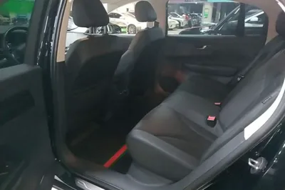 Hongqi E-QM5 2022, 23700 км, за 12401 USD - фото 25