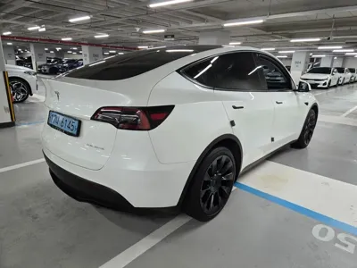 Tesla Model Y 2021, 48056 км, за 26585.27 USD - фото 19