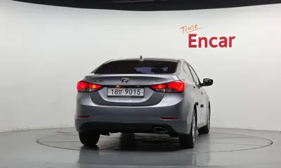 Hyundai Avante 2014, 124666 км, за 2921.1 USD