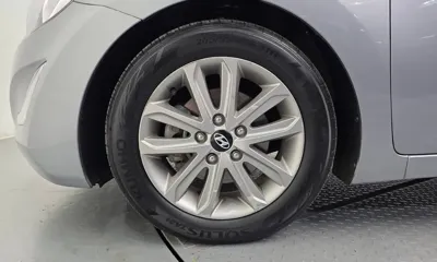 Hyundai Avante 2014, 124666 км, за 2921.1 USD