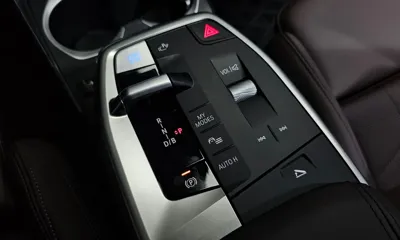 BMW iX1 2024, 13011 км, за 32377.87 USD - фото 9
