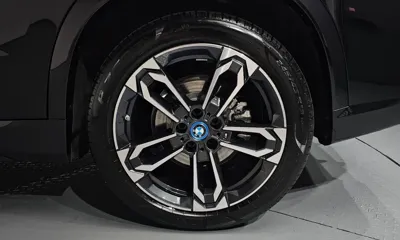 BMW iX1 2024, 13011 км, за 32377.87 USD - фото 21