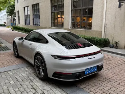 Porsche 911 2023, 8800 км, за 139608.83 USD