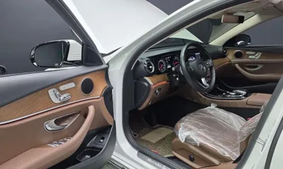 Mercedes-Benz E-Class 2018, 79102 км, за 15276.6 USD - фото 10