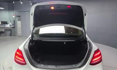 Mercedes-Benz E-Class 2018, 79102 км, за 15276.6 USD - фото 20