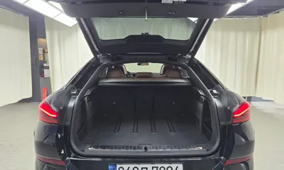 BMW X6 2025, 7989 км, за 79755.81 USD - фото 20