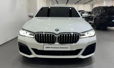 BMW 5-Series 2022, 28604 км, за 28623.5 USD