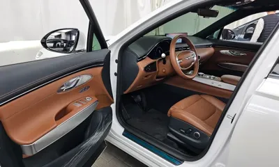 Genesis GV70 2024, 22426 км, за 28807.4 USD - фото 10