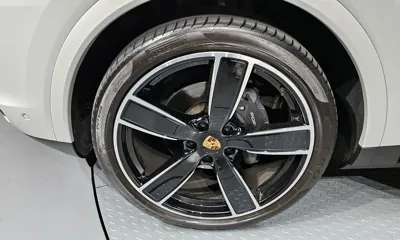 Porsche Cayenne 2022, 45884 км, за 72672.6 USD