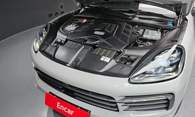Porsche Cayenne 2022, 45884 км, за 72672.6 USD - фото 6
