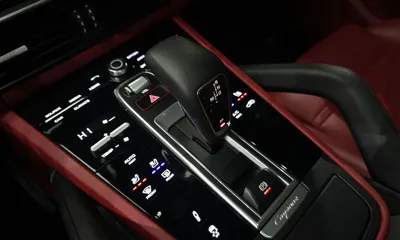 Porsche Cayenne 2022, 45884 км, за 72672.6 USD - фото 9
