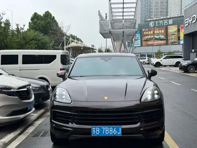 Porsche Cayenne 2020, 90000 км, за 51205.6 USD