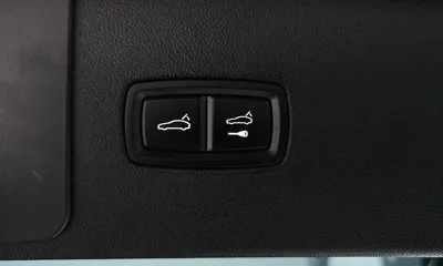 Porsche Cayenne 2023, 24210 км, за 74832.61 USD - фото 35