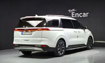 Kia Canival 2023, 15014 км, за 23303.14 USD