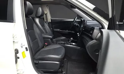 KG_Mobility_Ssangyong TIBOLI 2020, 119167 км, за 6316.34 USD - фото 11