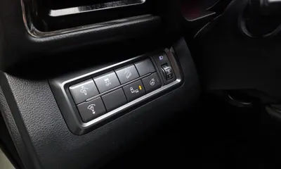 KG_Mobility_Ssangyong TIBOLI 2020, 119167 км, за 6316.34 USD - фото 27