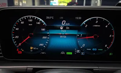 Mercedes-Benz GLE-Class 2023, 59726 км, за 52154.98 USD - фото 8