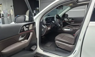 Mercedes-Benz GLE-Class 2023, 59726 км, за 52154.98 USD - фото 10