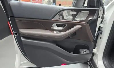Mercedes-Benz GLE-Class 2023, 59726 км, за 52154.98 USD - фото 24