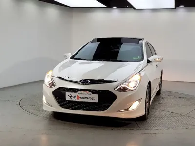 Hyundai Sonata · 2012 год