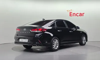Hyundai Sonata 2019, 153062 км, за 5710.91 USD