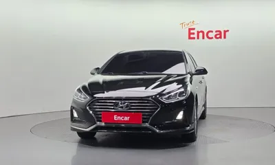 Hyundai Sonata 2019, 153062 км, за 5710.91 USD