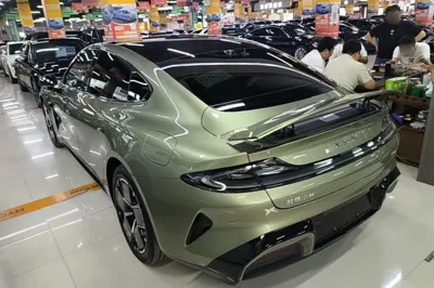 Xiaomi Auto SU7 2024, 5000 км, за 31998 USD - фото 4