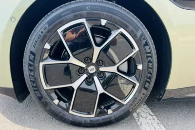 Xiaomi Auto SU7 2024, 5000 км, за 31998 USD - фото 15