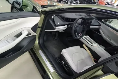 Xiaomi Auto SU7 2024, 5000 км, за 31998 USD - фото 25