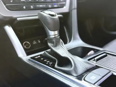 Hyundai Sonata 2016, 150296 км, за 5404.7 USD - фото 9