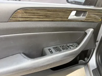 Hyundai Sonata 2016, 150296 км, за 5404.7 USD - фото 17