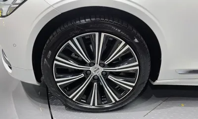 Volvo S90 2023, 36337 км, за 27349.08 USD