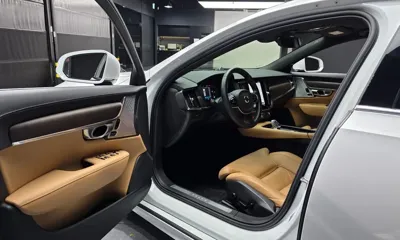 Volvo S90 2023, 36337 км, за 27349.08 USD - фото 10