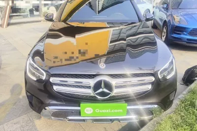 Mercedes-Benz GLC 2022, 19500 км, за 32353 USD
