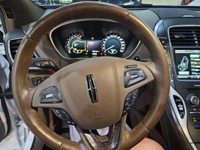 Lincoln MKX 2016, 70338 км, за 8205.33 USD - фото 14