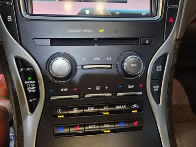 Lincoln MKX 2016, 70338 км, за 8205.33 USD - фото 20