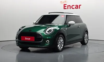 MINI Cooper · 2021 год