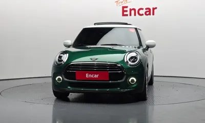 MINI Cooper 2021, 83060 км, за 10224.56 USD
