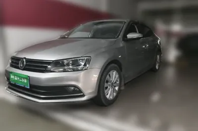 Volkswagen Sagitar · 2015 год