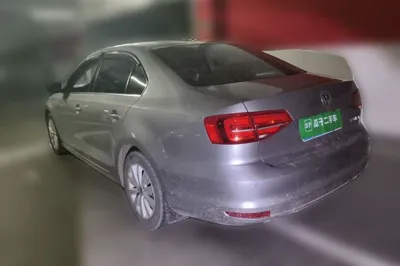 Volkswagen Sagitar 2015, 59700 км, за 5384 USD
