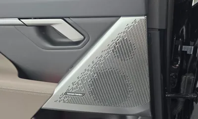 BMW 5-Series 2025, 21171 км, за 43974.01 USD - фото 20