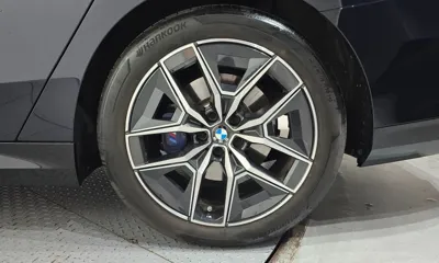 BMW 5-Series 2025, 21171 км, за 43974.01 USD - фото 21