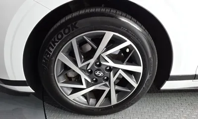 Hyundai Grandeur 2024, 128844 км, за 14970.37 USD
